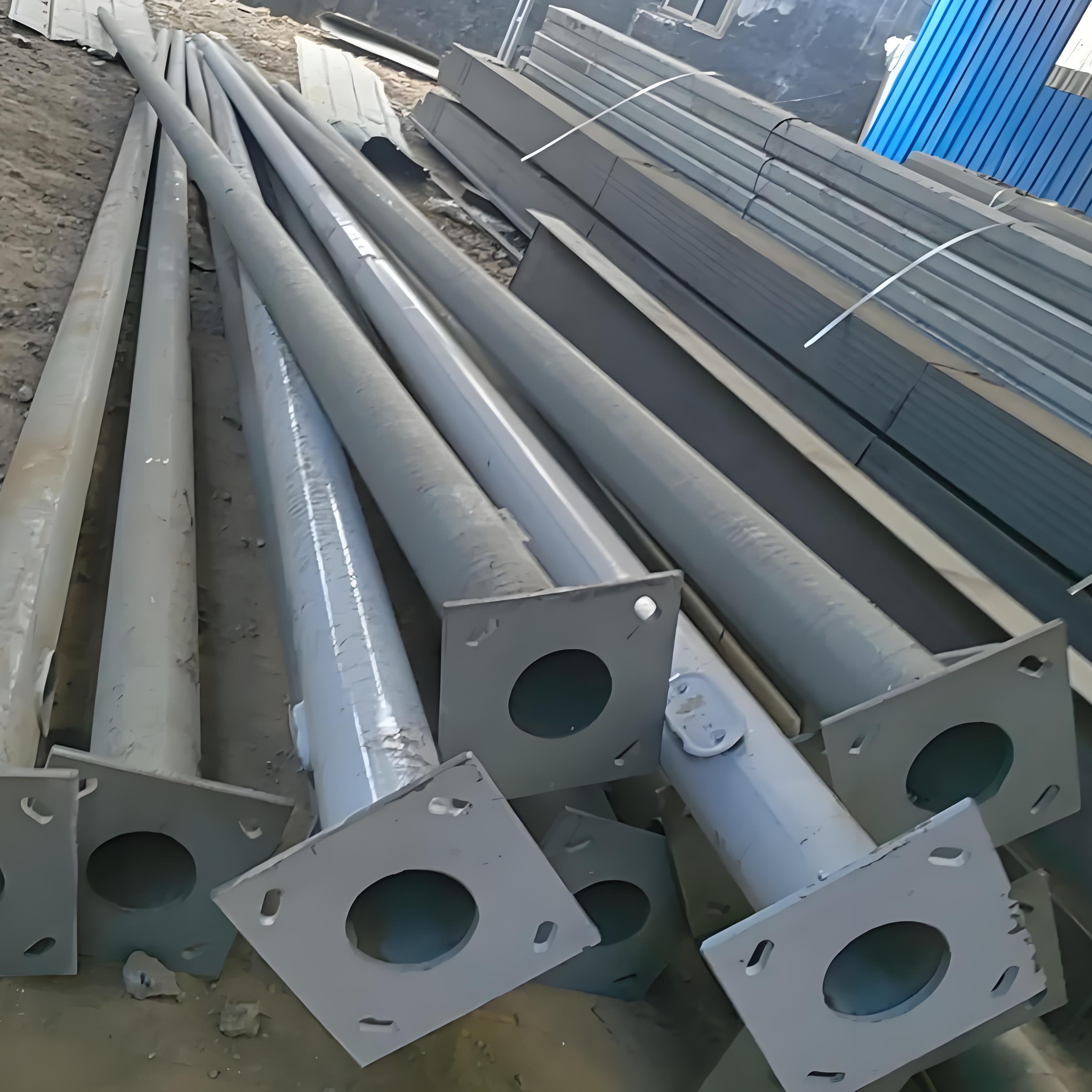 Automatic Welding Robot — Multi-Workpiece Application